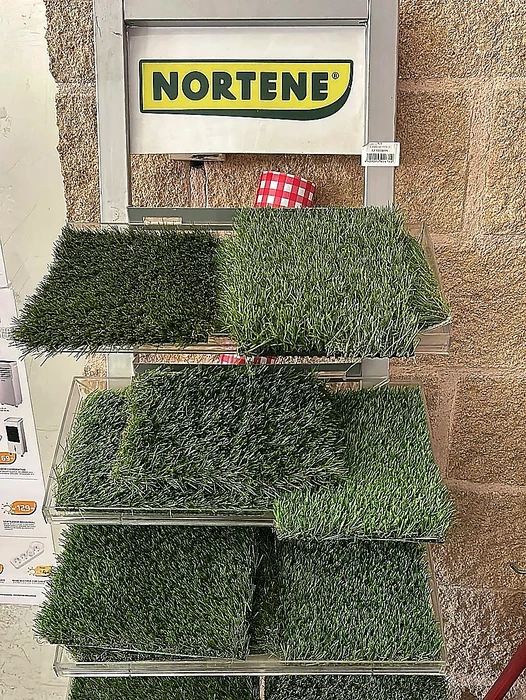 Expositor de césped artificial Nortene