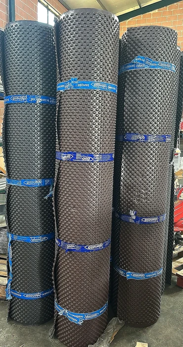 Rollos de plástico de drenaje